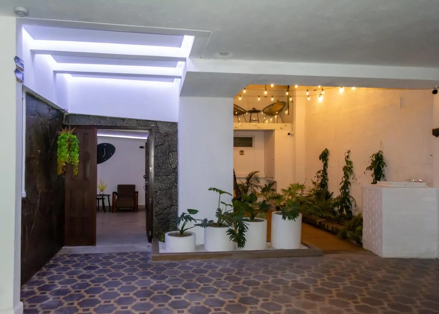 Beautiful And Bright Apt 7 With Balcony Near Miraflores Città del Guatemala